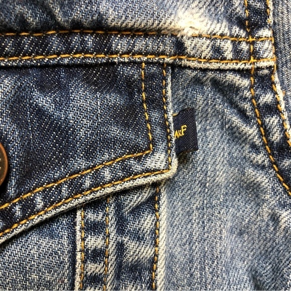 VTG Abercrombie & Fitch Cotton Denim Jacket Jean Jacket with Rips Womens - Picture 7 of 12